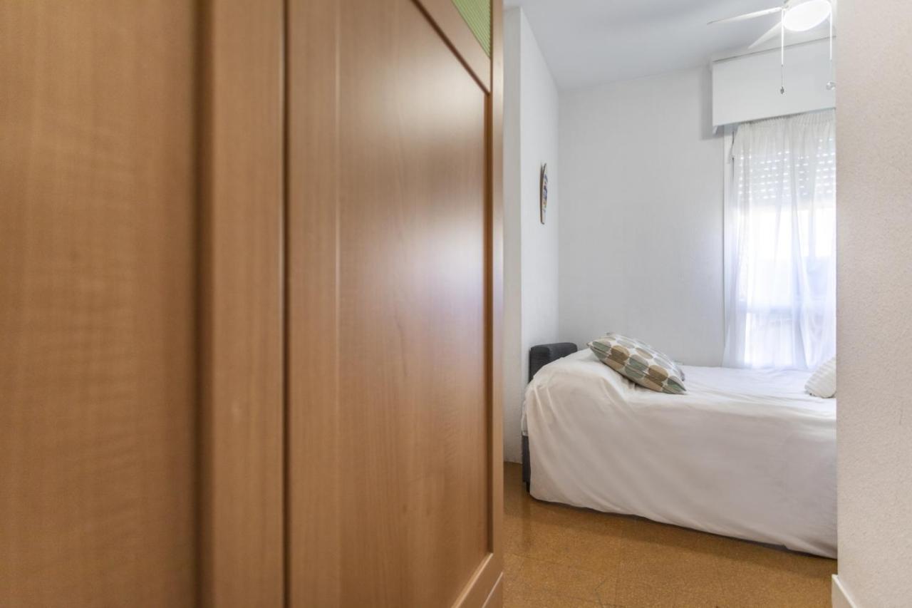 Rentcostadelsol Malagueta Miramar Malaga Exterior photo