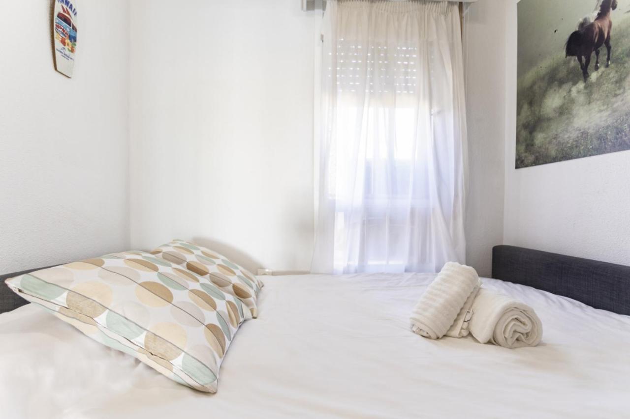 Rentcostadelsol Malagueta Miramar Malaga Exterior photo