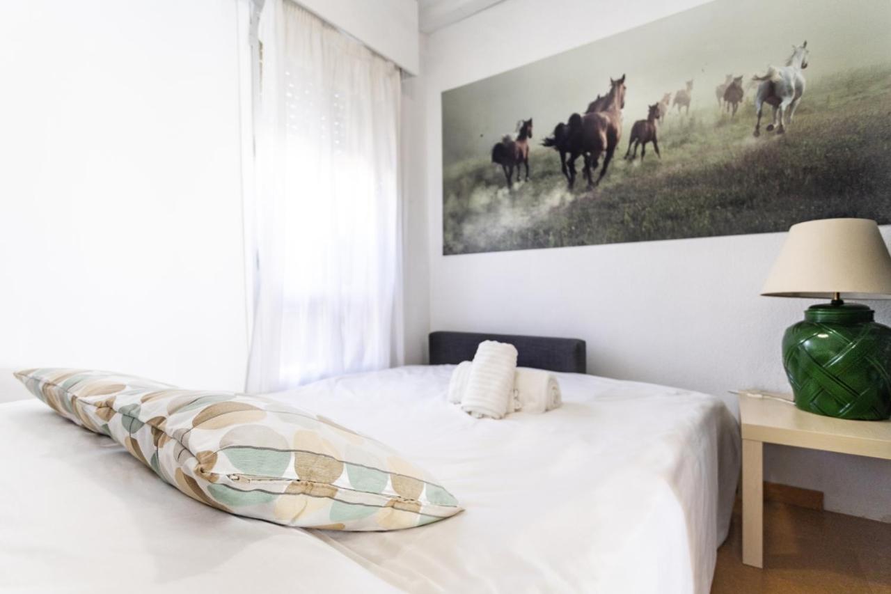 Rentcostadelsol Malagueta Miramar Malaga Exterior photo